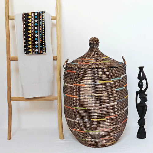 Image d'un grand panier à linge couleurs noir pour objets volumineux